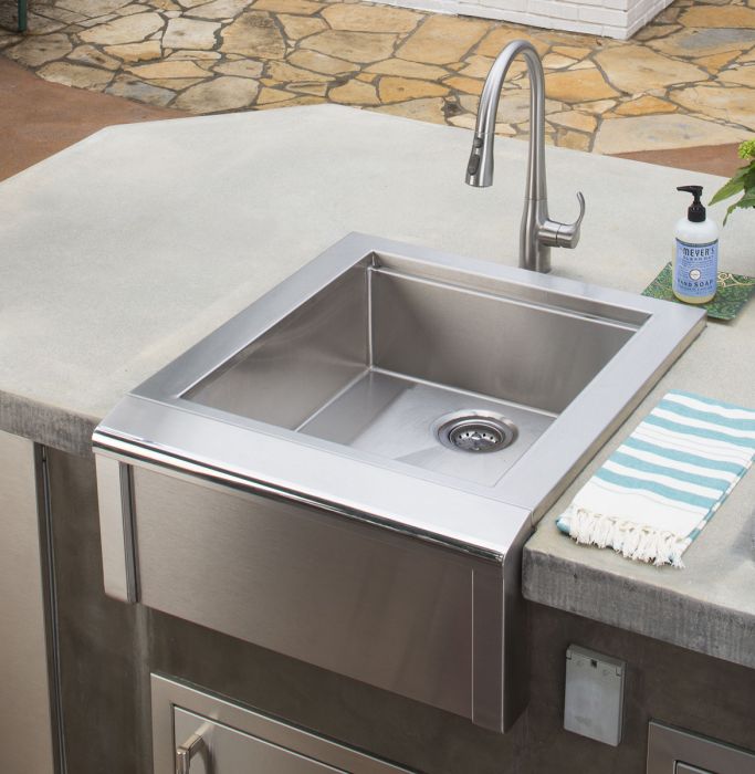 Alfresco Versa Sink and Beverage Center