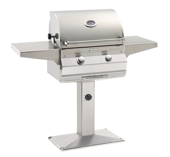 Pedestal natural gas grill outlet