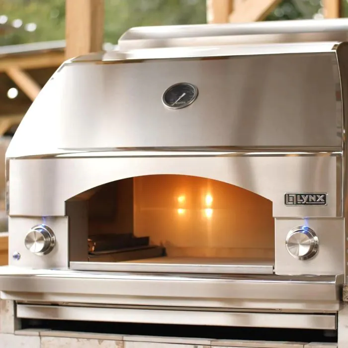 Lynx Professional Napoli 30-Inch Natural Gas Outdoor Pizza Oven On