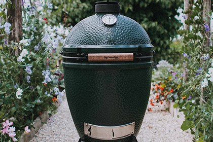 Big Green Egg Kamado Grill