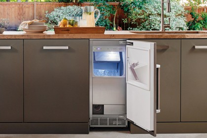 Built-in Outdoor Kitchen Paper Towel Holders