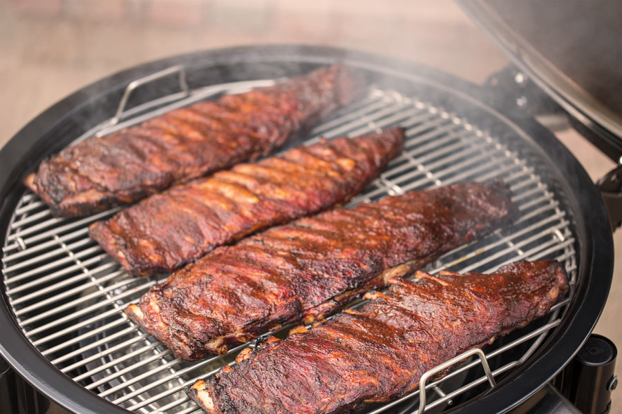 er Summit Charcoal Barbeques Galore