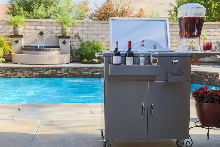 Barbeques Galore Barbeque grills, islands, heaters, grill parts and